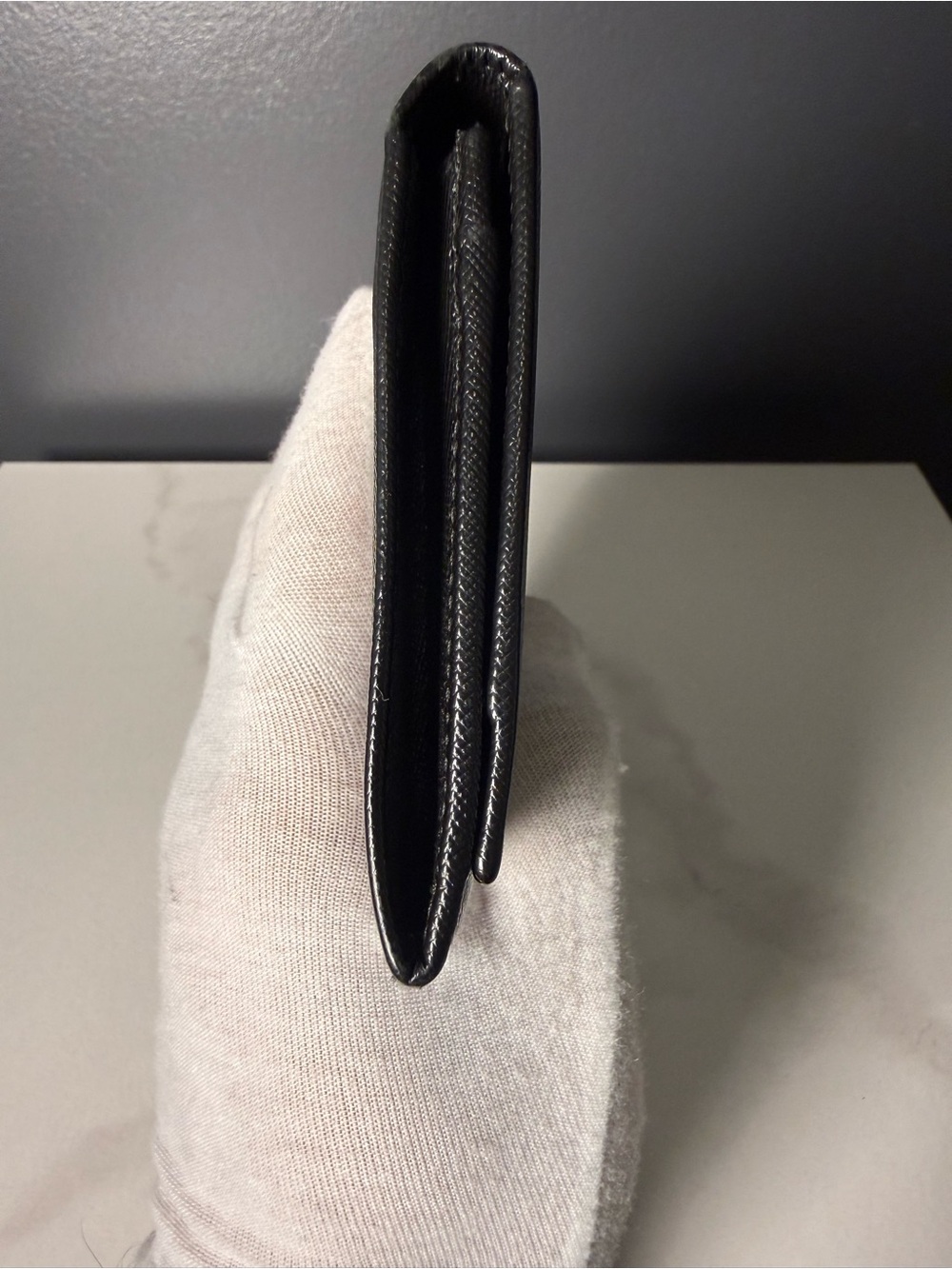 Salvatore Ferragamo Black Leather Wallet with Gold Gancini Hardware - Picture 6 of 8